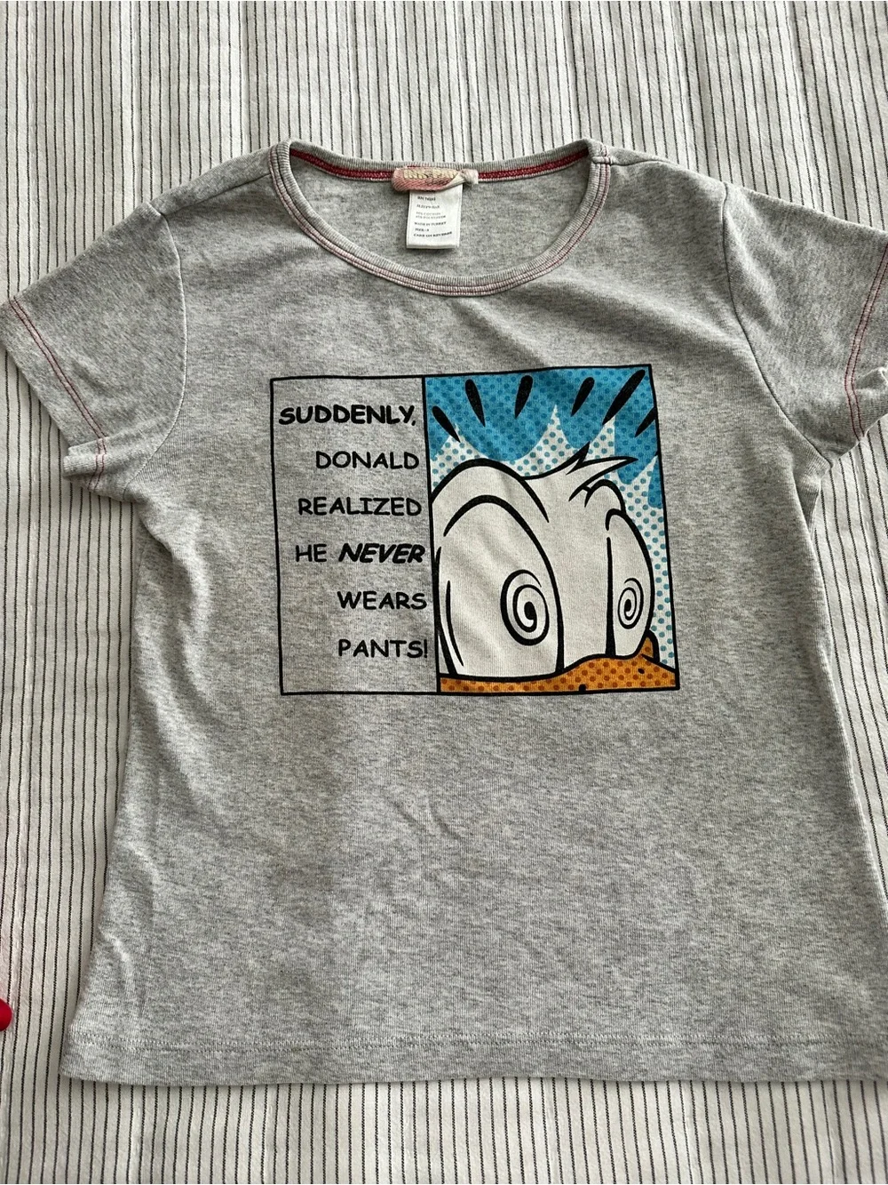 Disney Donald Duck Graphic Shorty Pajama Set - Picture 2 of 10
